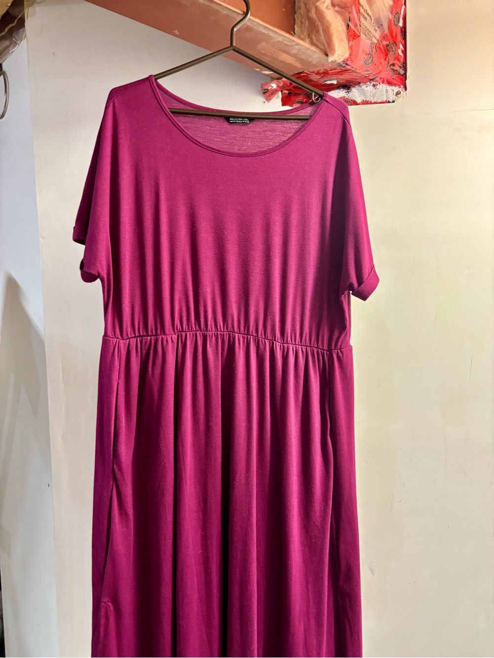BloomChic Fuchsia Short-Sleeve Midi Dress with Gathered Waistline